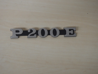 Schriftzug  P 200 E  Seitenhaube Vespa P2000E