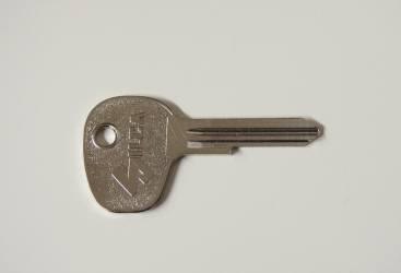 Schlüssel Rohling mit B Nummer für BMW 1800/2000 + Vespa GS150 / T 2-3
